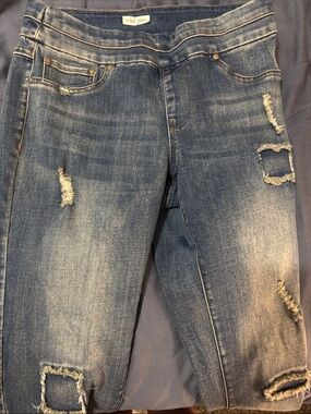 Women’s Skinny Distressed Dark Blue Jeans